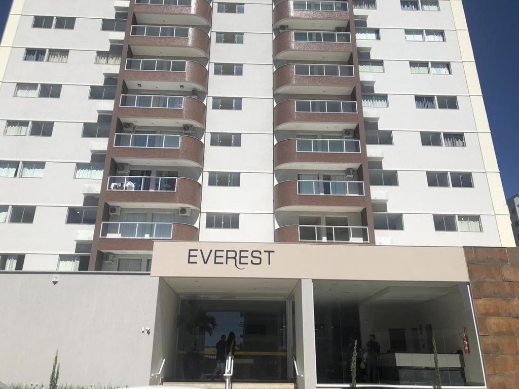 Everest Flat Service Caldas Novas Exteriér fotografie